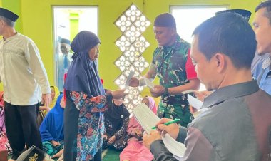 Babinsa Koramil 2207/Jampangtengah Hadiri Santunan Anak Yatim dan Jompo di Masjid Alhurriyah