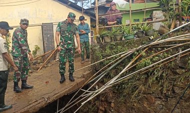 Danrem 061/SK Tinjau Dampak Bencana Longsor dan Banjir di Cisarua