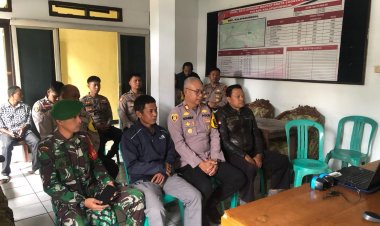 Babinsa Koramil 2205/Kalapanunggal Ikuti Zoom Meeting Hanpangan Bersama Anggota Polsek