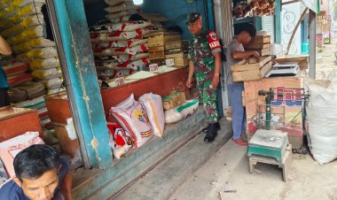 Babinsa Koramil 2206/Parakansalak Hadiri Pengecekan Harga Sembako di Desa Bojonglongok