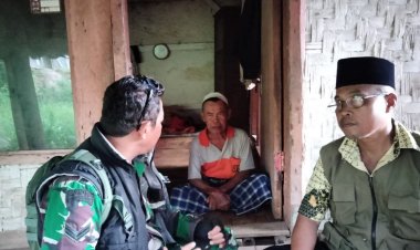 Babinsa Koramil 2207/Jampangtengah Gelar Komsos dengan Warga Bojongjengkol