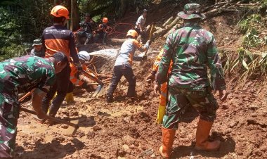Koramil 2213/Jampang Kulon Bersama Basarnas Laksanakan Pencarian Korban Bencana Alam di Kabupaten Sukabumi