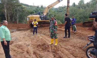 Danramil 2209/Lengkong Kapt. Inf Yefri Susanto: Akses Jalan Lengkong-Kiara Dua Kembali Dibuka Pasca Longsor
