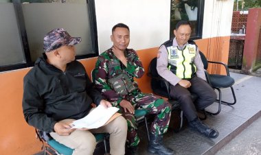 Babinsa Koramil 2205/Kalapanunggal Laksanakan Komsos dengan Warga Desa Mekarjaya