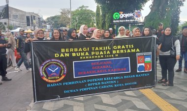 BPPKB Banten DPC Kota Bogor Berbagi Takjil di Alun-Alun