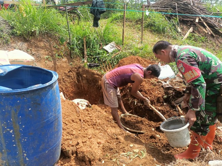 BABINSA KORAMIL 2210/PABUARAN GELAR KARYA BHAKTI BERSAMA WARGA