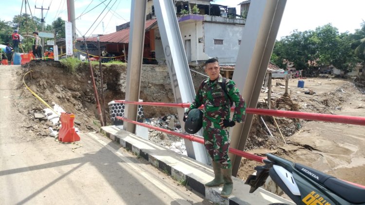 Dandim 0622 Kabupaten Sukabumi Tinjau Lokasi Bencana di Kp. Cijangkar, Imbau Warga Tetap Waspada