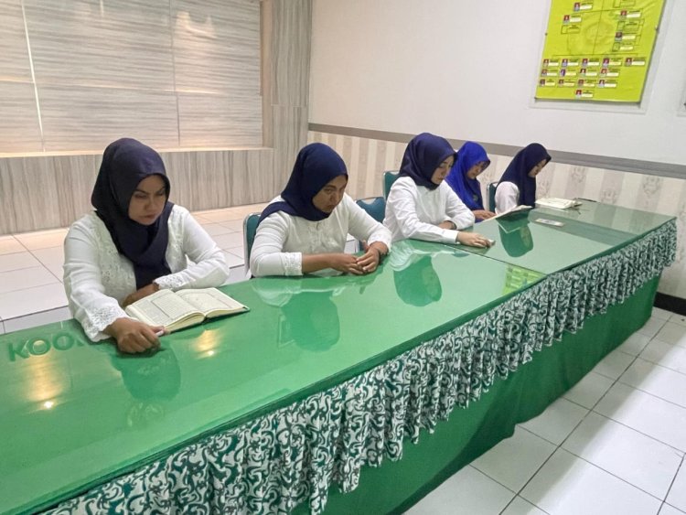 Ramadhan berkah, Ketua Persit KCK Koorcab Rem 061 PD III/ Siliwangi ajak anggota Persit tingkatkan amal ibadah