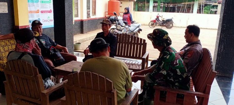 BABINSA KORAMIL 2214/SURADE LAKSANAKAN KOMSOS DI DESA CITANGLAR