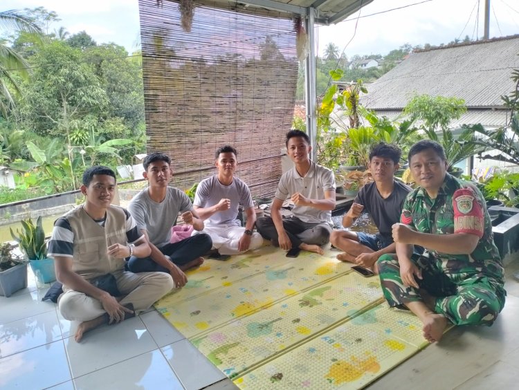 Babinsa Koramil 2206/Parakansalak Gelar Sosialisasi Rekrutmen Prajurit TNI AD TA 2025