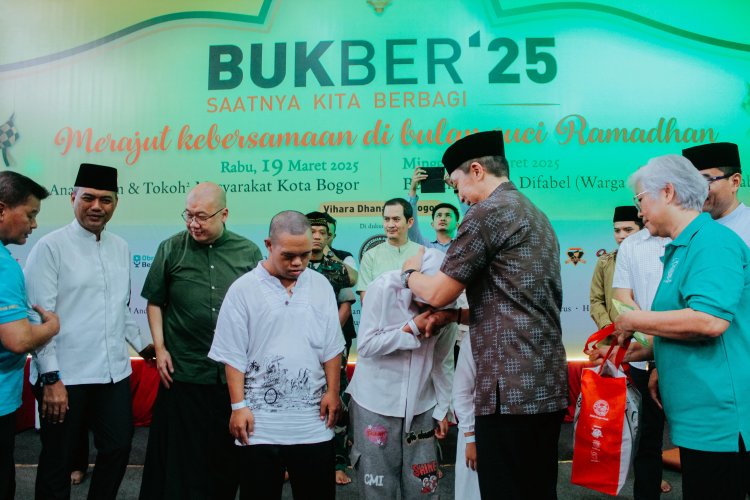 Toleransi di Kota Bogor, Vihara Dhanagun Berbagi Kebahagiaan dengan Anak-anak Disabilitas