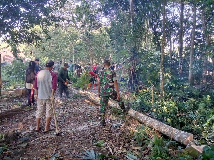 KORAMIL 2213/JAMPANGKULON LAKSANAKAN KARYA BHAKTI BERSAMA MASYARAKAT