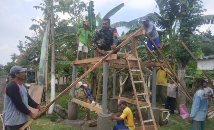 BABINSA KORAMIL 2214/SURADE GELAR KARYA BHAKTI BERSAMA MASYARAKAT