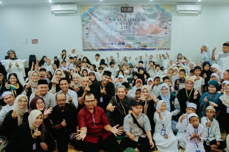 Dedie Rachim Berbagi Kegembiraan Bersama Anak Yatim dan Disabilitas
