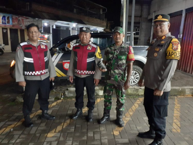 Patroli Malam Bersama Serka Hartono dan Polsek Kalapanunggal di Kecamatan Kalapanunggal
