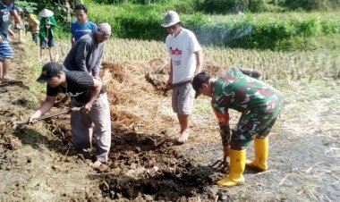 Karya Bakti  Pengaspalan Jalan di Kp Citamiang I, Desa Sukaluyu