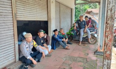 Babinsa Koramil 2209/Lengkong Laksanakan Komsos di Desa Tegallega