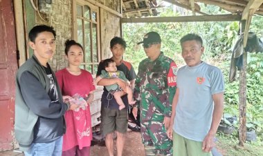 Aksi Cepat Babinsa Koramil 2207/Jampang Tengah dan Kades Bojongjengkol, Tanggapi Jeritan Warga di Medsos Bantu Perbaiki Rumah
