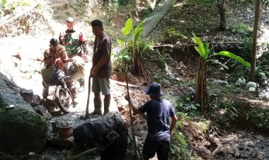 BABINSA KORAMIL 2204/CIKIDANG LAKSANAKAN BAKTI PEMBANGUNAN TPT DI DESA SAMPORA