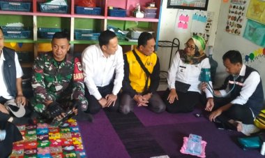 Babinsa Koramil 2207/Jampang Tengah Dampingi Kegiatan DMK di Desa Cicukang
