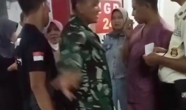 Personil Kodim 0622/Sukabumi Bantu Evakuasi Pasien Gangguan Mental yang Sedang Hamil ke RSUD Palabuhanratu