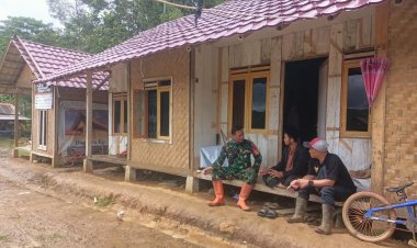 Babinsa Koramil 2210/Pabuaran Pererat Tali Silaturahmi Lewat Komsos Bersama Warga