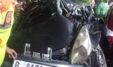 KRL Tabrak Mobil Mogok di Perlintasan Kebon Pedes, Tidak Ada Korban Jiwa