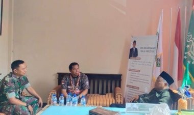 Babinsa Koramil 2206/Parakansalak Jalin Silaturahmi Lewat Komsos dengan Tokoh Agama