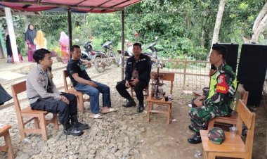 Babinsa Koramil 2209/Lengkong Gelar Komsos Bersama Tokoh Masyarakat