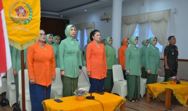 PERINGATAN HUT KE-61 DHARMA PERTIWI,- Dharma Pertiwi Bersinergi Menuju Keluarga TNI Unggul dan Prima,