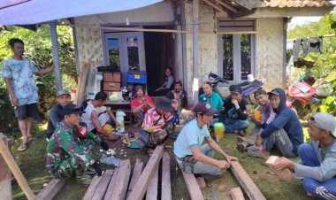 Babinsa Koramil 2207/Jampang Tengah Laksanakan Komsos Bersama Tokoh Agama di Desa Bojongjengkol