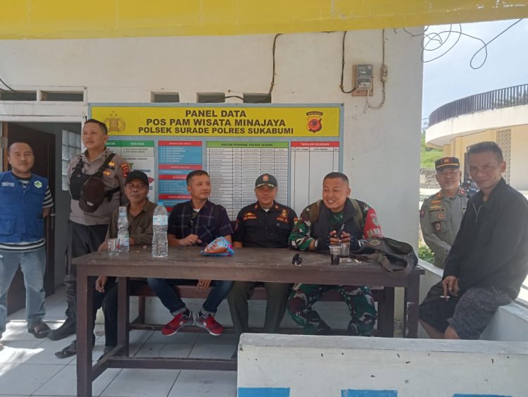 Babinsa Koramil 2214/Surade Laksanakan Pengamanan Lebaran dan Arus Wisata di Ujung Genteng