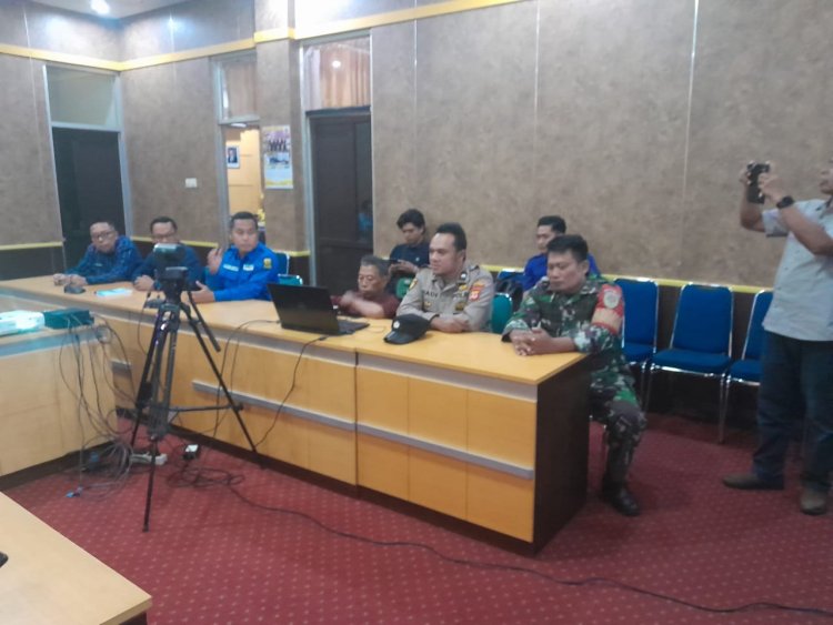 Babinsa Koramil 2202/Palabuhanratu Hadiri Rapat Klarifikasi Penyebab Bencana di Kantor Setda Kabupaten Sukabumi