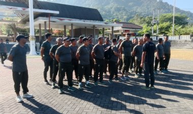 Jaga Kebugaran Tubuh, Pasi Ops Kodim 0622/Kab. Sukabumi Pimpin Olahraga Bersama