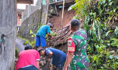 Bencana Longsor di Wilayah Koramil 2206/Parakan Salak