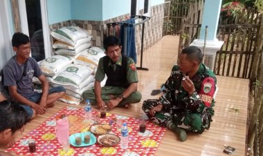 BABINSA KORAMIL 2212/TEGALBULEUD GELAR KOMSOS DENGAN TOKOH MASYARAKAT
