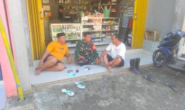 Babinsa Koramil 2201/Cisolok Gelar Komsos dan Monitoring Wilayah di Desa Gunung Keramat ﻿