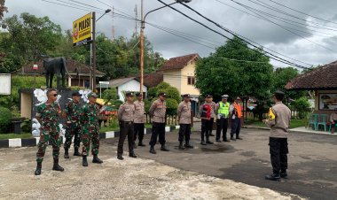 Sinergitas TNI-POLRI Tertibkan Lingkungan di Wilayah Jampang Kulon