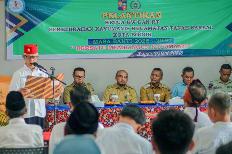 Jenal Mutaqin Ingatkan Dua Hal kepada RT dan RW se-Kelurahan Kayu Manis