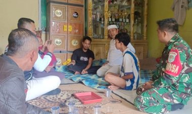 Babinsa Koramil 2206/Parakansalak Jalin Kedekatan dengan Warga melalui Komsos