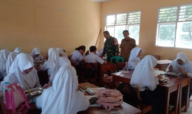 Babinsa Koramil 2214/Surade Laksanakan Pendampingan BGN di SMPN 1 Surade
