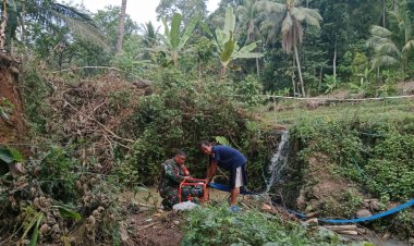 Babinsa Koramil 2202/Palabuhanratu Laksanakan Pengecekan Pompa di Poktan Tugu Sejahtera