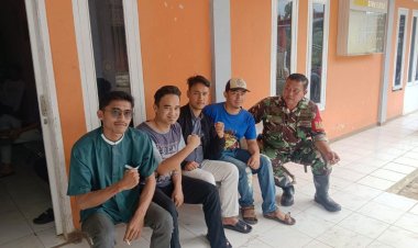 BABINSA KORAMIL 2207/JAMPANGTENGAH LAKSANAKAN KOMSOS DENGAN TOKOH PEMUDA DI DESA CIMERANG