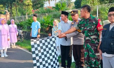 Danposramil Cikakak Hadiri dan Lepas Pawai Ta'aruf di Kecamatan Cikakak