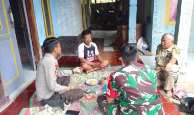 Babinsa Koramil 2208/Nyalindung Jalin Komunikasi Sosial dengan Warga Desa Cijangkar