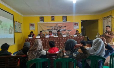 Babinsa Koramil 2201/Cisolok Hadiri Musyawarah Desa Penyusunan RKPDESA Tahun 2026 di Desa Gandasoli