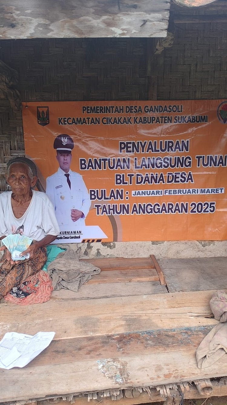 Pembagian BLT Desa Gandasoli, 2 Juli 2025: Lima Warga Lanjut Usia Menerima Bantuan Langsung Tunai