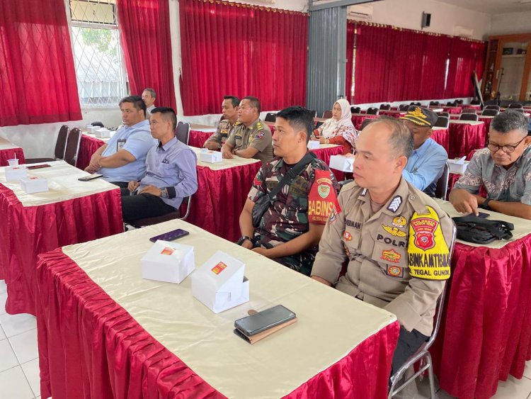 Babinsa Koptu Bagoes RS dan Bhabinkamtibmas Hadiri Sosialisasi Penerapan Jam Malam bagi Peserta Didik di SMAN 7 Kota Bogor