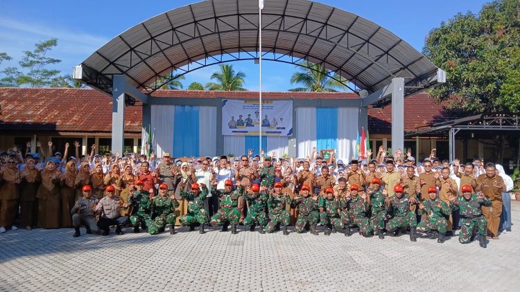 Dandim 0622/Kab. Sukabumi Hadiri Upacara Pembukaan Program Pembentukan Karakter Siswa SMAN 1 Cikidang Tahun 2025