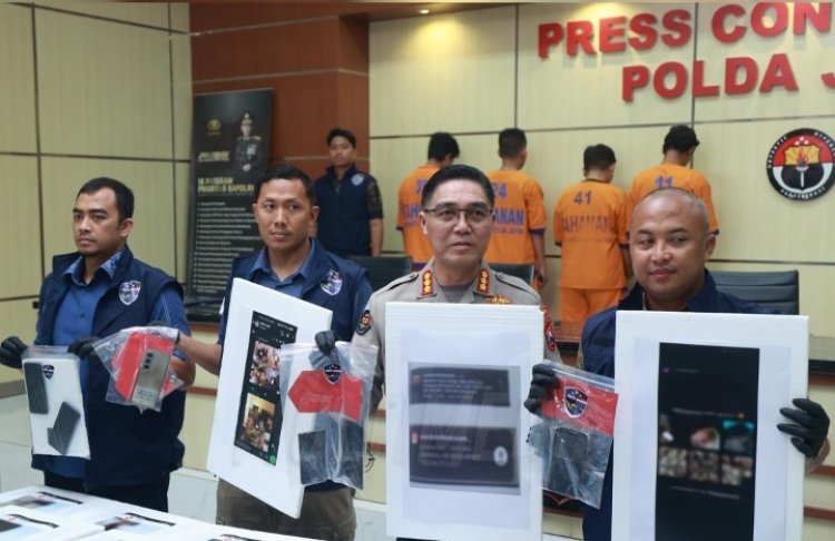 Polri Bongkar Grup WhatsApp Penyebar Konten Pornografi dan Pencarian Pasangan Sesama Jenis di Jawa Timur